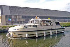 Nicols Riviera 920 (barco de motor)