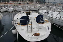 Jeanneau Sun Odyssey 40 (sailboat)