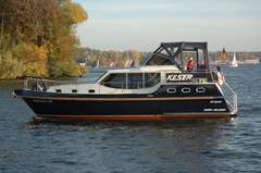 Keser-Hollandia 1100 C (powerboat)