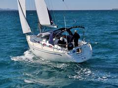 Bavaria 33 C (sailboat)