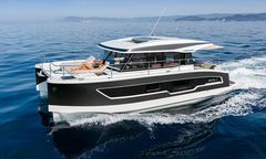 Fountaine Pajot MY4.S (powerboat)